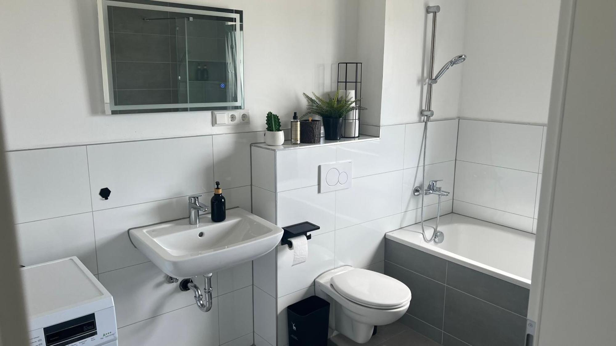 Apartment Privat Oasis, 10 Min Von Legoland Waldstetten (Bavaria)